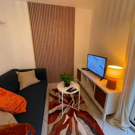 *cosy By Clem* Rdc *